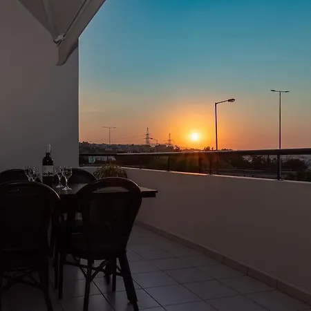 Apartment Family Friendly Luxury Nea Alikarnassos
