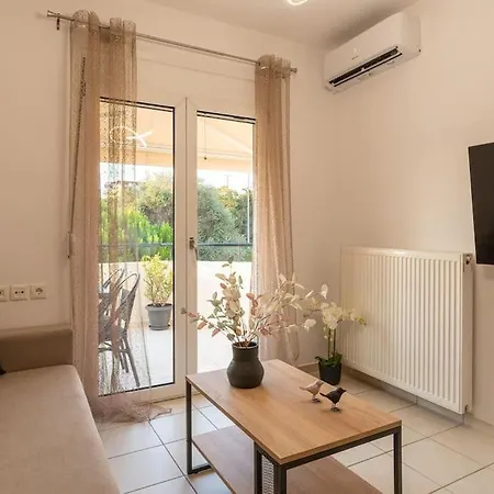 Family Friendly Luxury Nea Alikarnassos