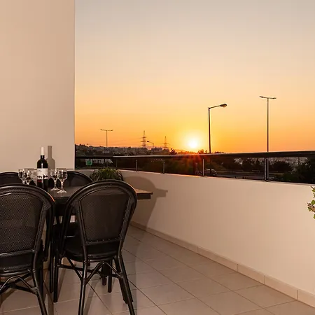 Family Friendly Luxury Apartment Nea Alikarnassos
